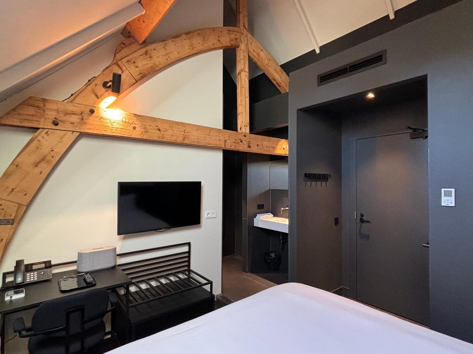 Kazerne Hotel - Member Of Design Hotels Eindhoven Pokoj fotografie